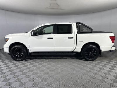 2024 Nissan Titan SV