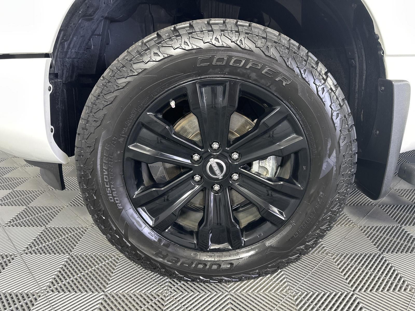 2024 Nissan Titan SV