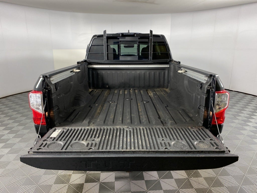 2024 Nissan Titan XD SV