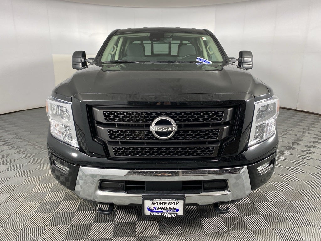 2024 Nissan Titan XD SV