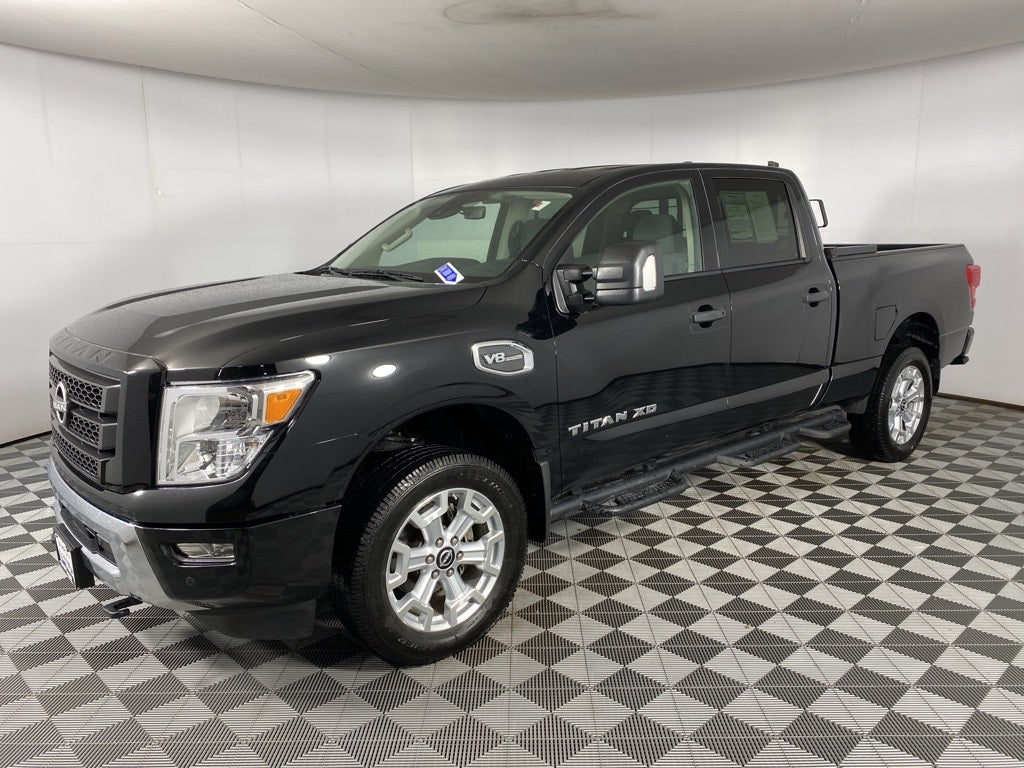 2024 Nissan Titan XD SV
