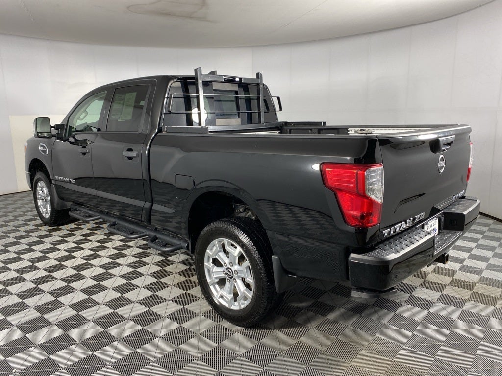 2024 Nissan Titan XD SV
