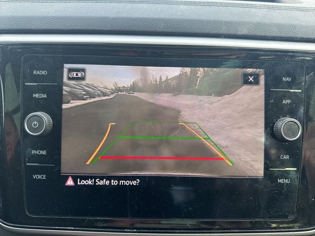 2022 Volkswagen Atlas 3.6L V6 SEL Premium R-Line