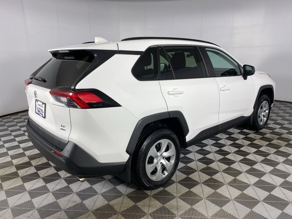2019 Toyota RAV4 LE