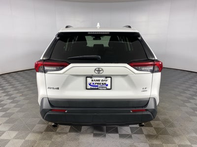 2019 Toyota RAV4 LE