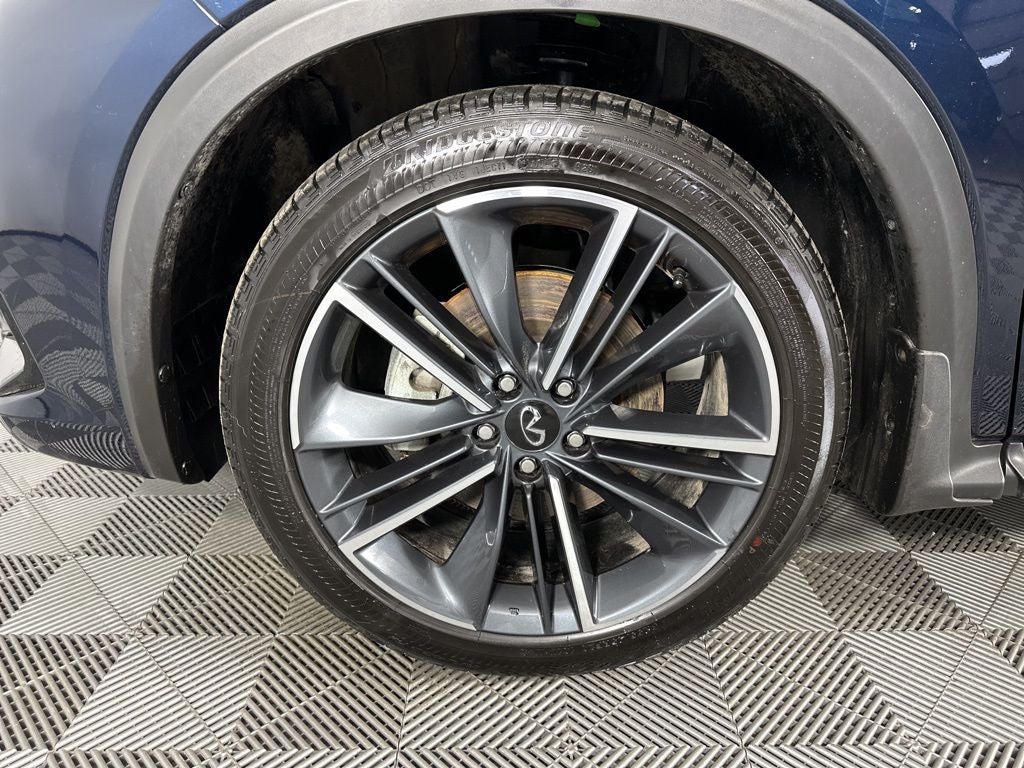 2025 INFINITI QX55 LUXE