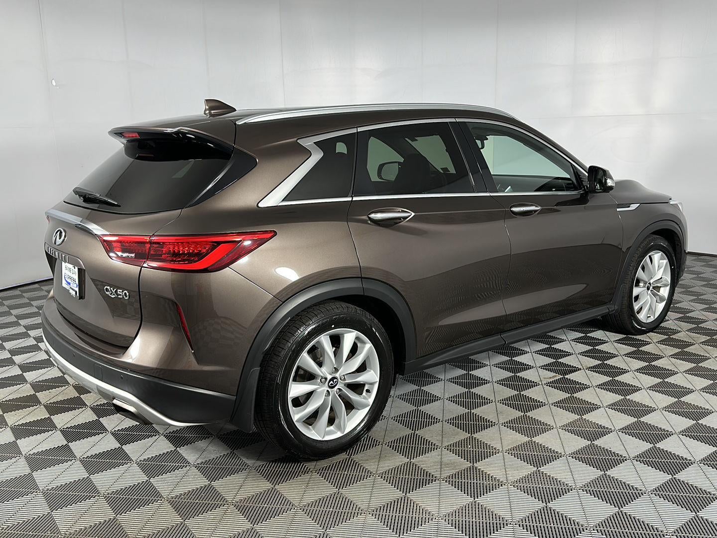 2019 INFINITI QX50 ESSENTIAL