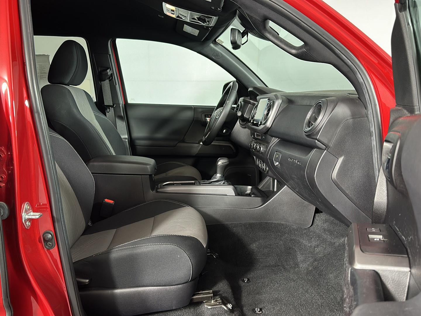 2023 Toyota Tacoma TRD Off-Road