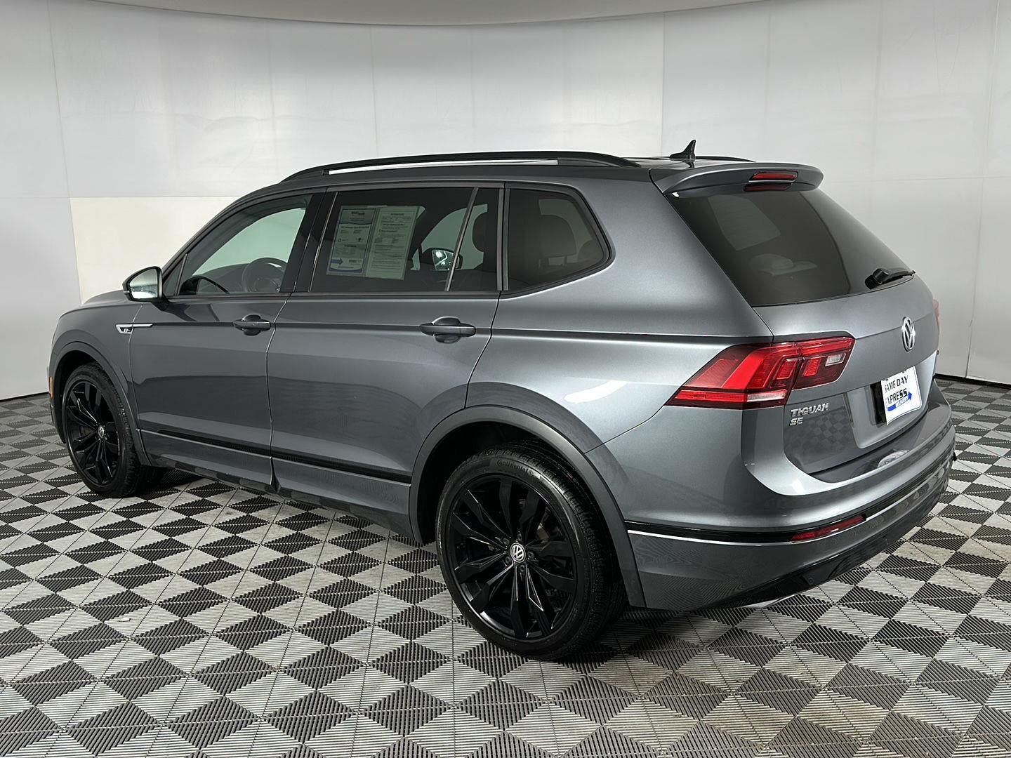 2021 Volkswagen Tiguan SE R-Line Black