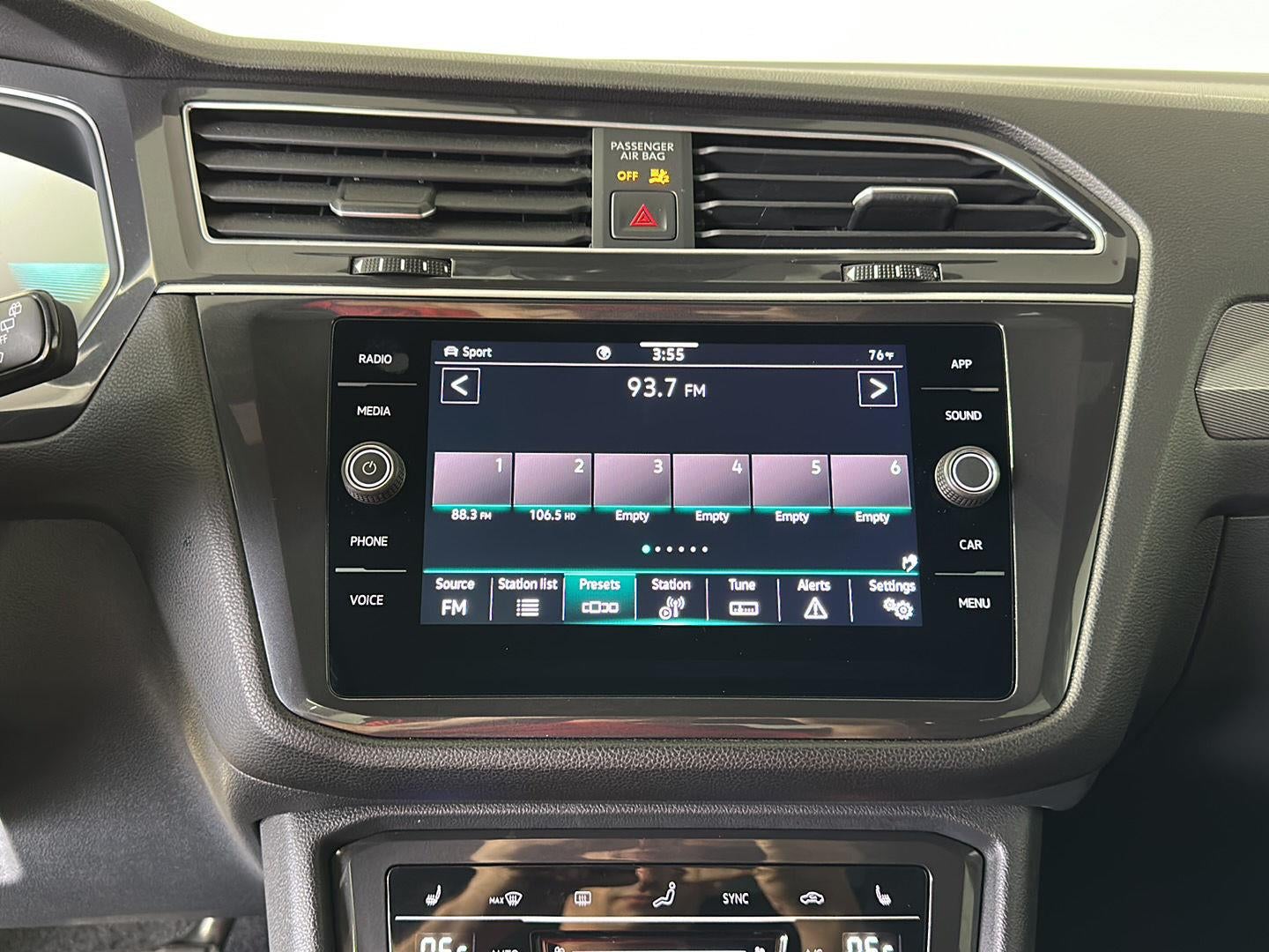 2024 Volkswagen Tiguan SE R-Line Black