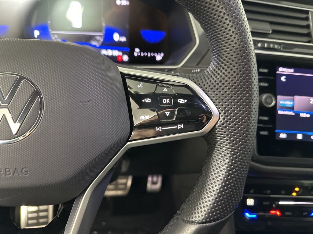 2024 Volkswagen Tiguan 2.0T SE R-Line Black