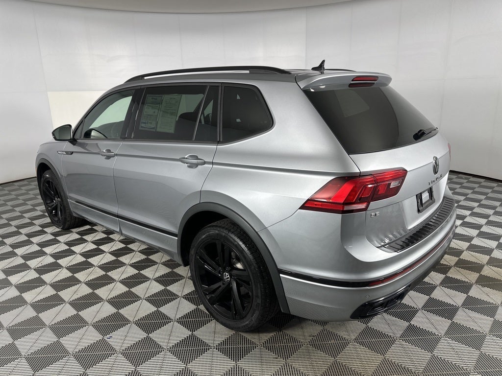2024 Volkswagen Tiguan 2.0T SE R-Line Black