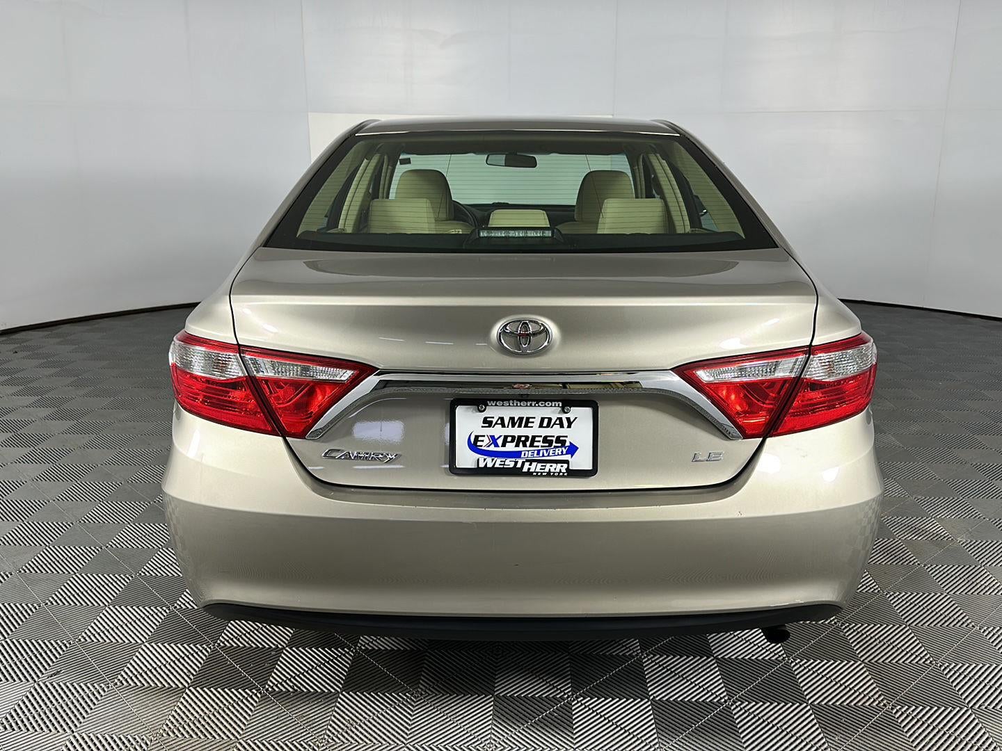 2017 Toyota Camry LE