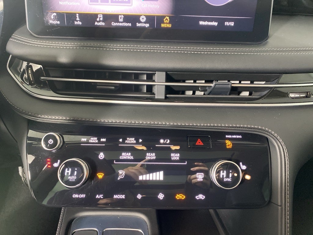 2025 INFINITI QX60 PURE