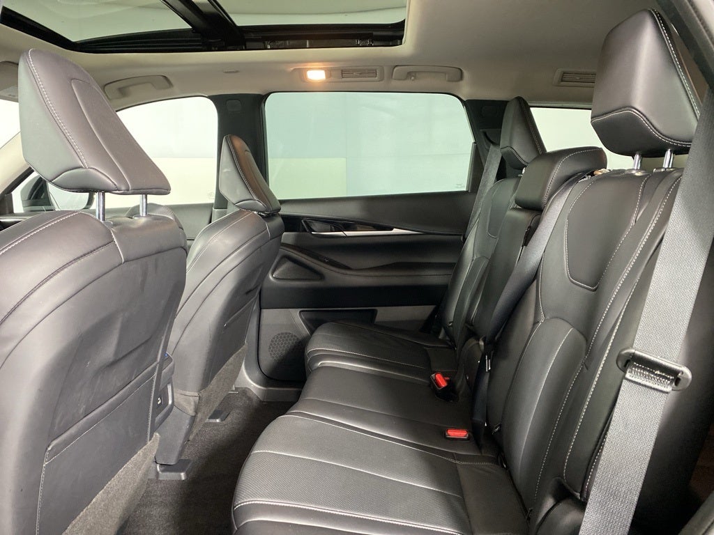 2025 INFINITI QX60 PURE