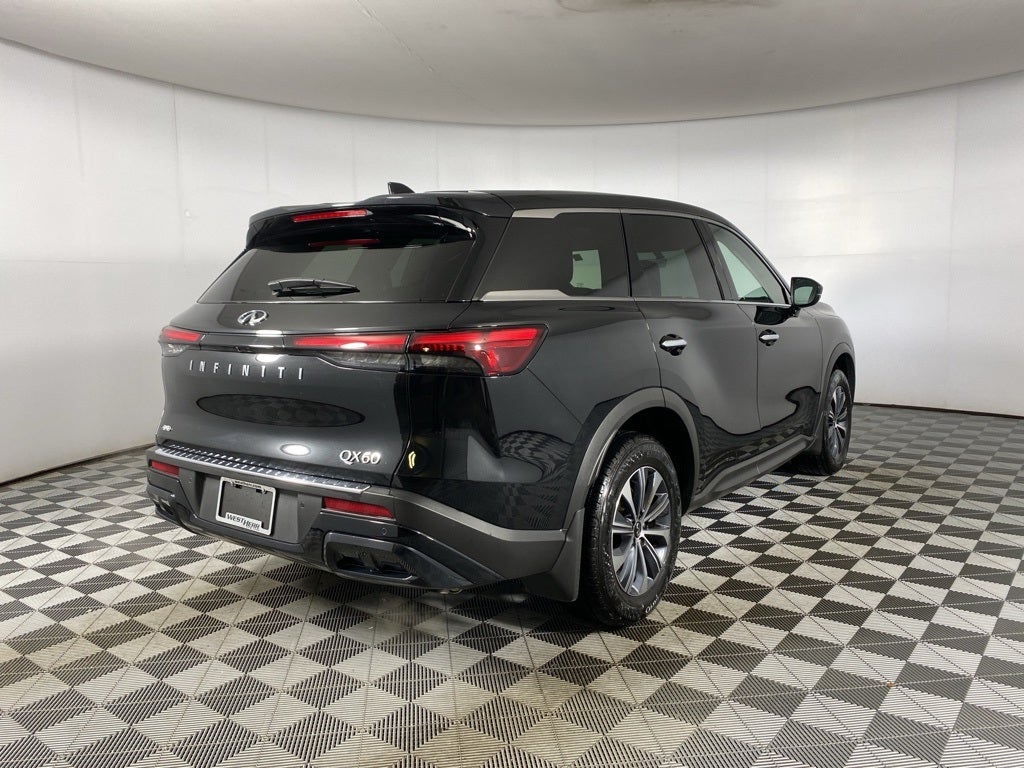2025 INFINITI QX60 PURE