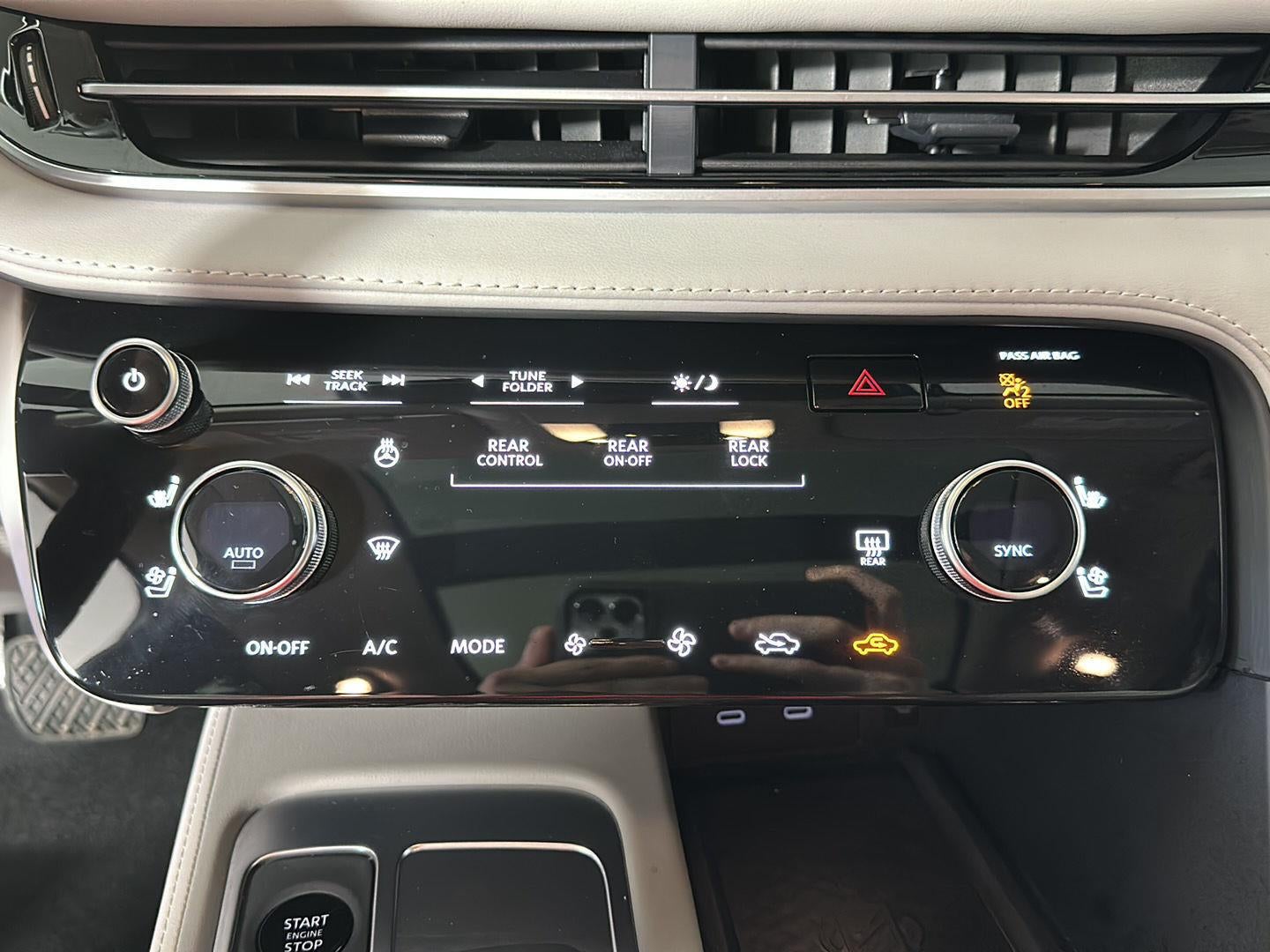 2026 INFINITI QX60 LUXE