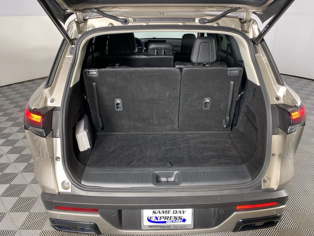 2025 INFINITI QX60 LUXE