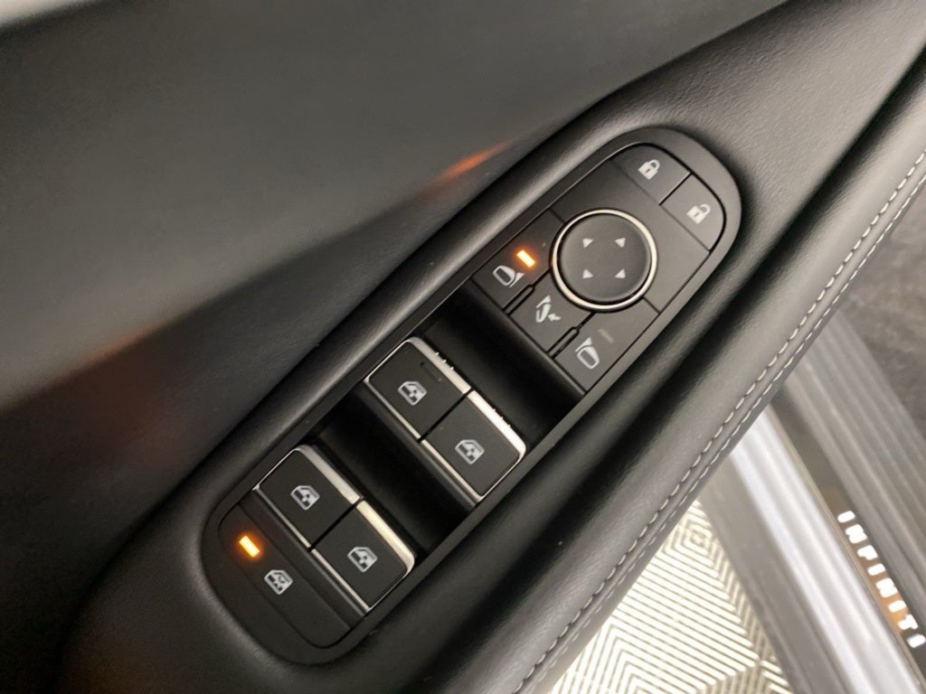 2025 INFINITI QX60 Sensory