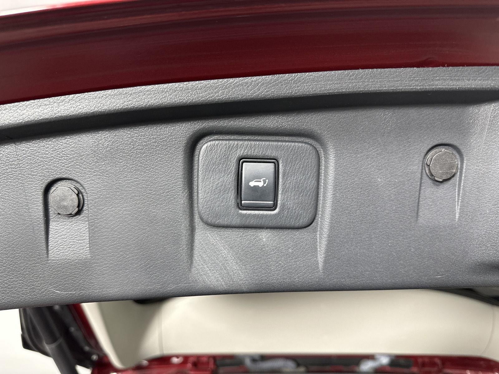 2022 Nissan Murano SL