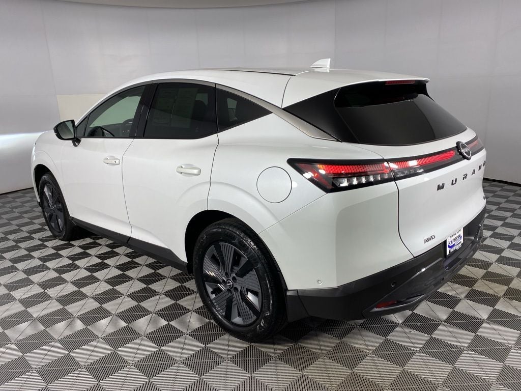 2025 Nissan Murano SL