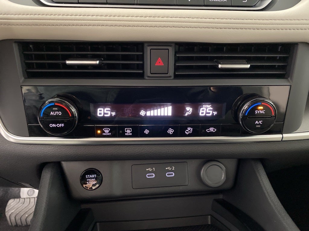 2025 Nissan Rogue SV