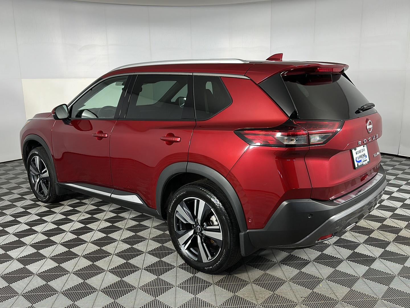 2022 Nissan Rogue SL