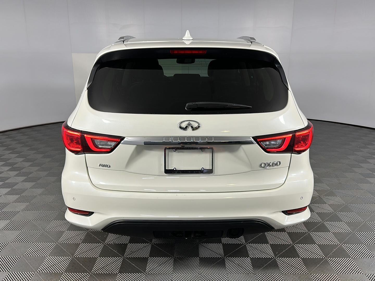 2019 INFINITI QX60 LUXE