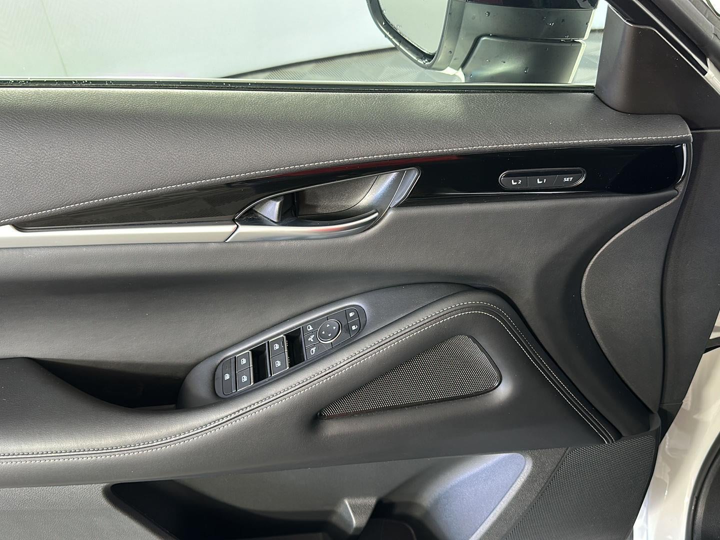 2024 INFINITI QX60 PURE
