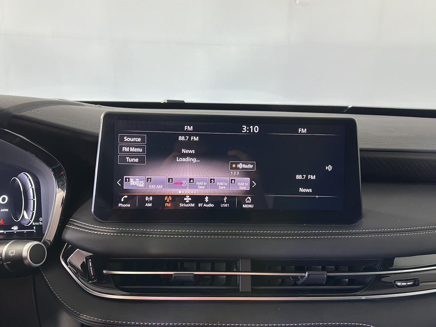 2023 INFINITI QX60 SENSORY