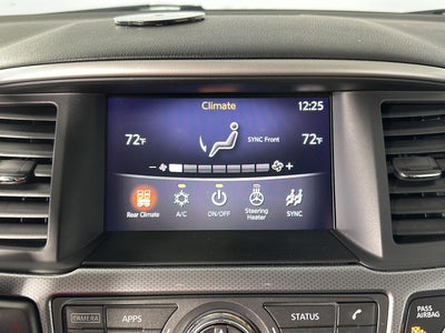 2020 Nissan Pathfinder SL