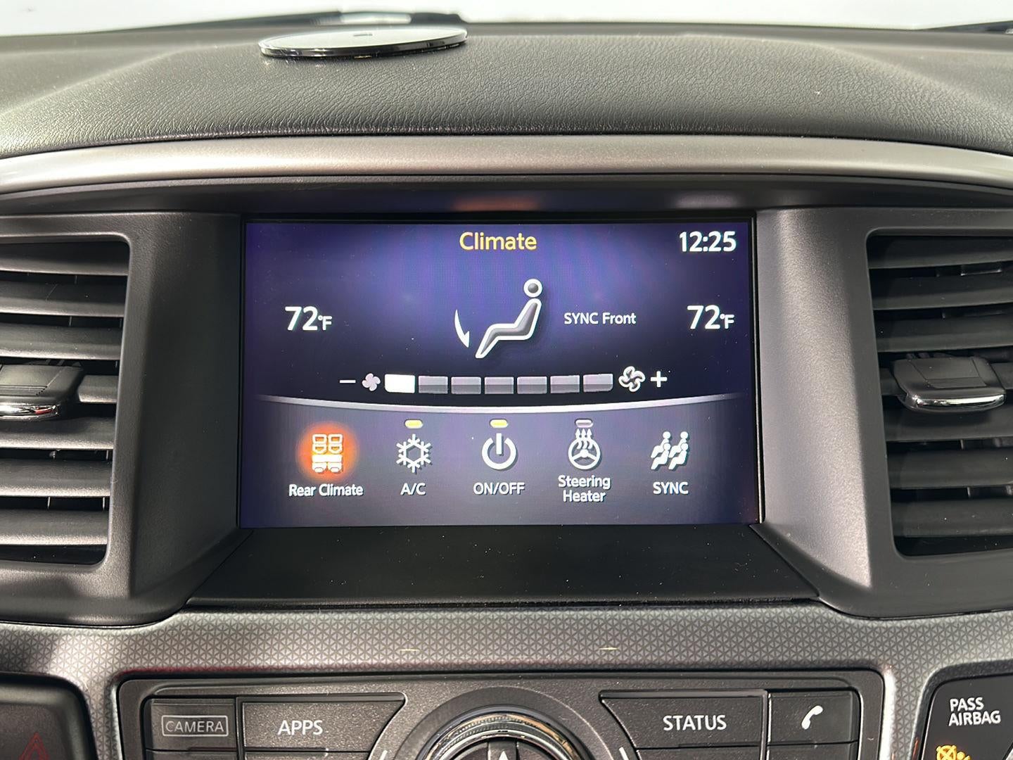 2020 Nissan Pathfinder SL