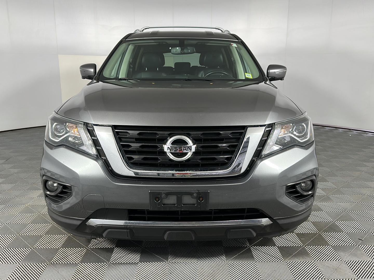 2020 Nissan Pathfinder SL