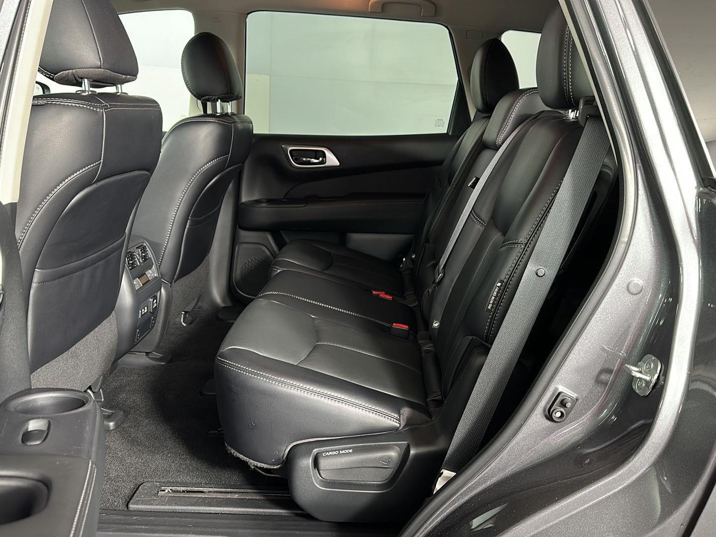 2020 Nissan Pathfinder SL