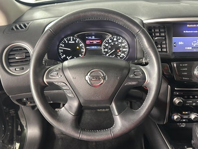 2019 Nissan Pathfinder SV