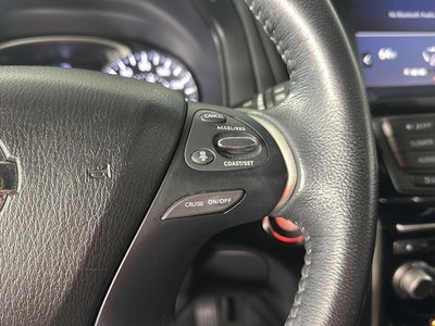 2019 Nissan Pathfinder SV
