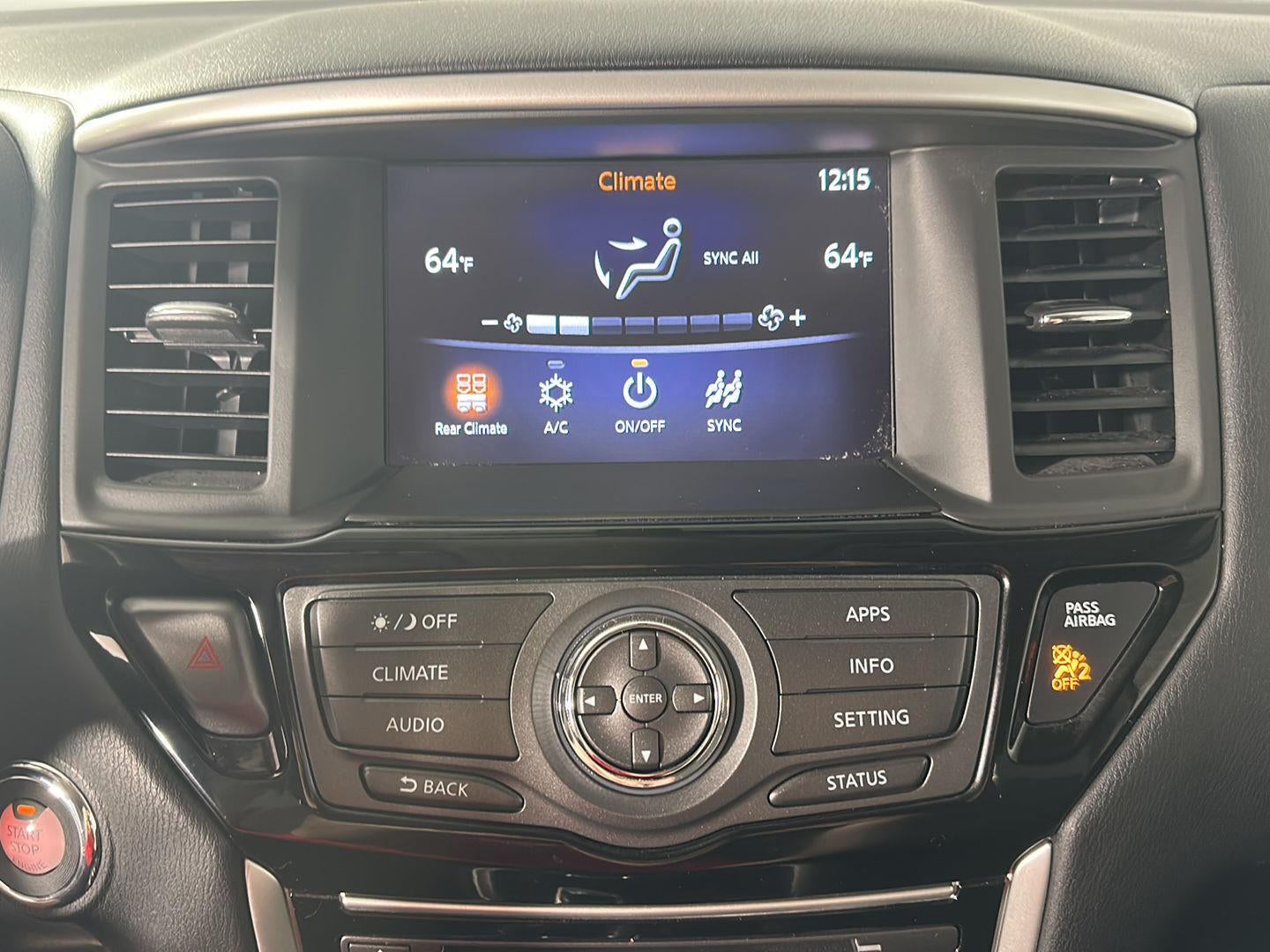 2019 Nissan Pathfinder SV