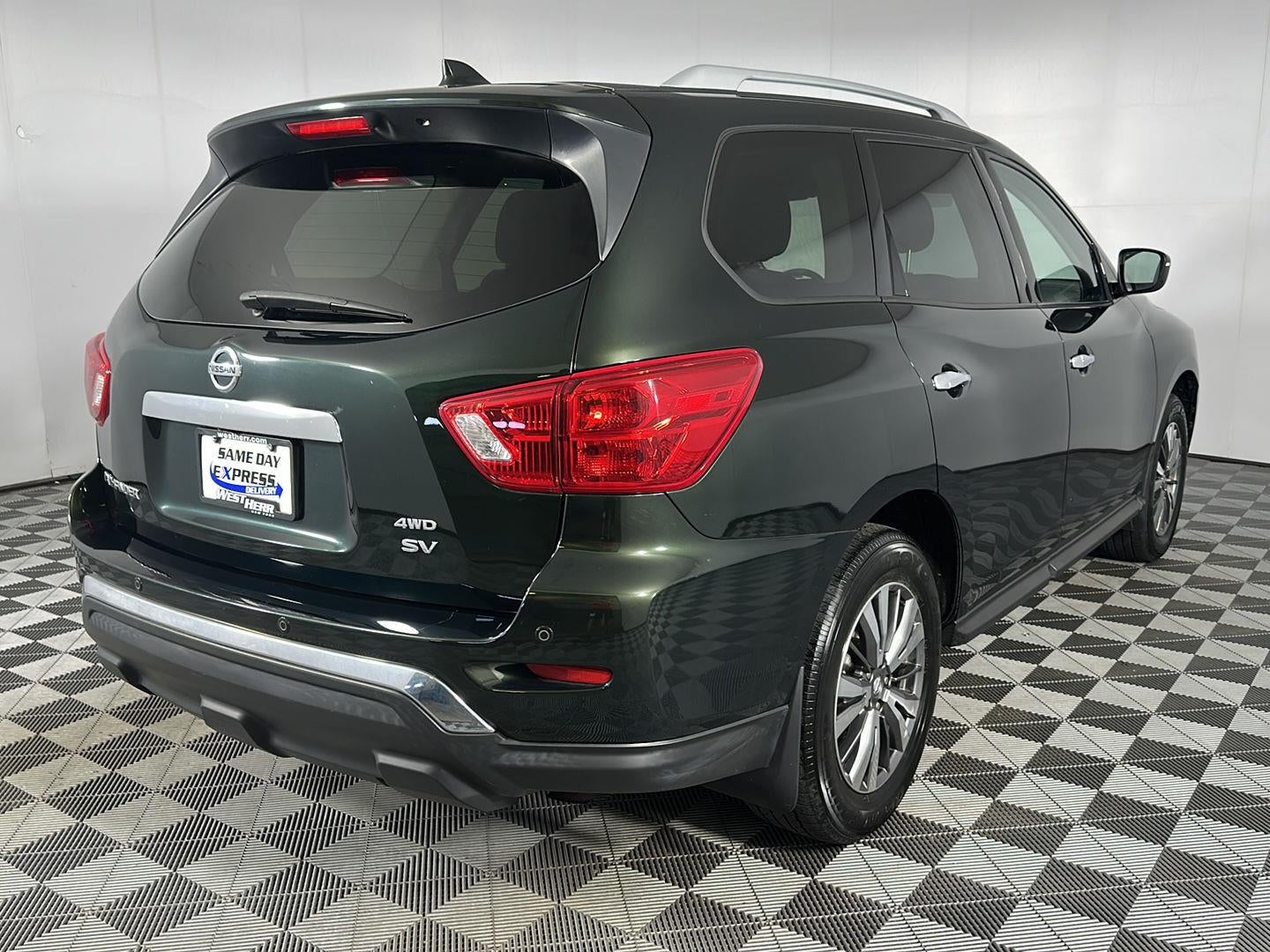2019 Nissan Pathfinder SV