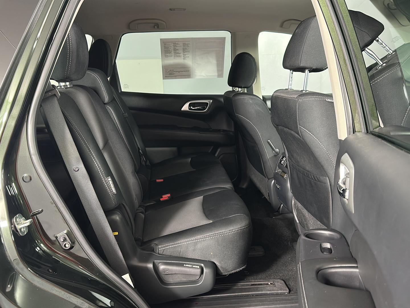 2019 Nissan Pathfinder SV