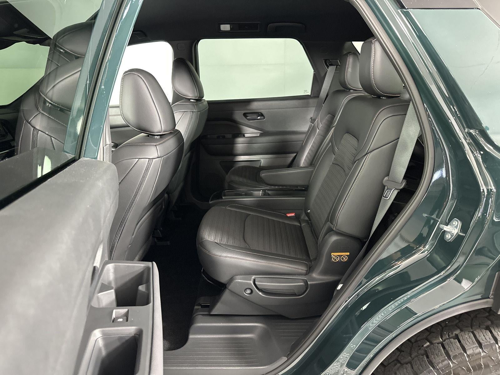 2025 Nissan Pathfinder Rock Creek