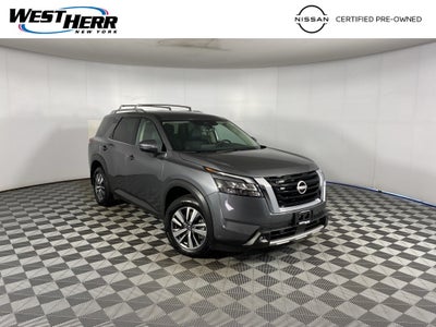 2025 Nissan Pathfinder SL