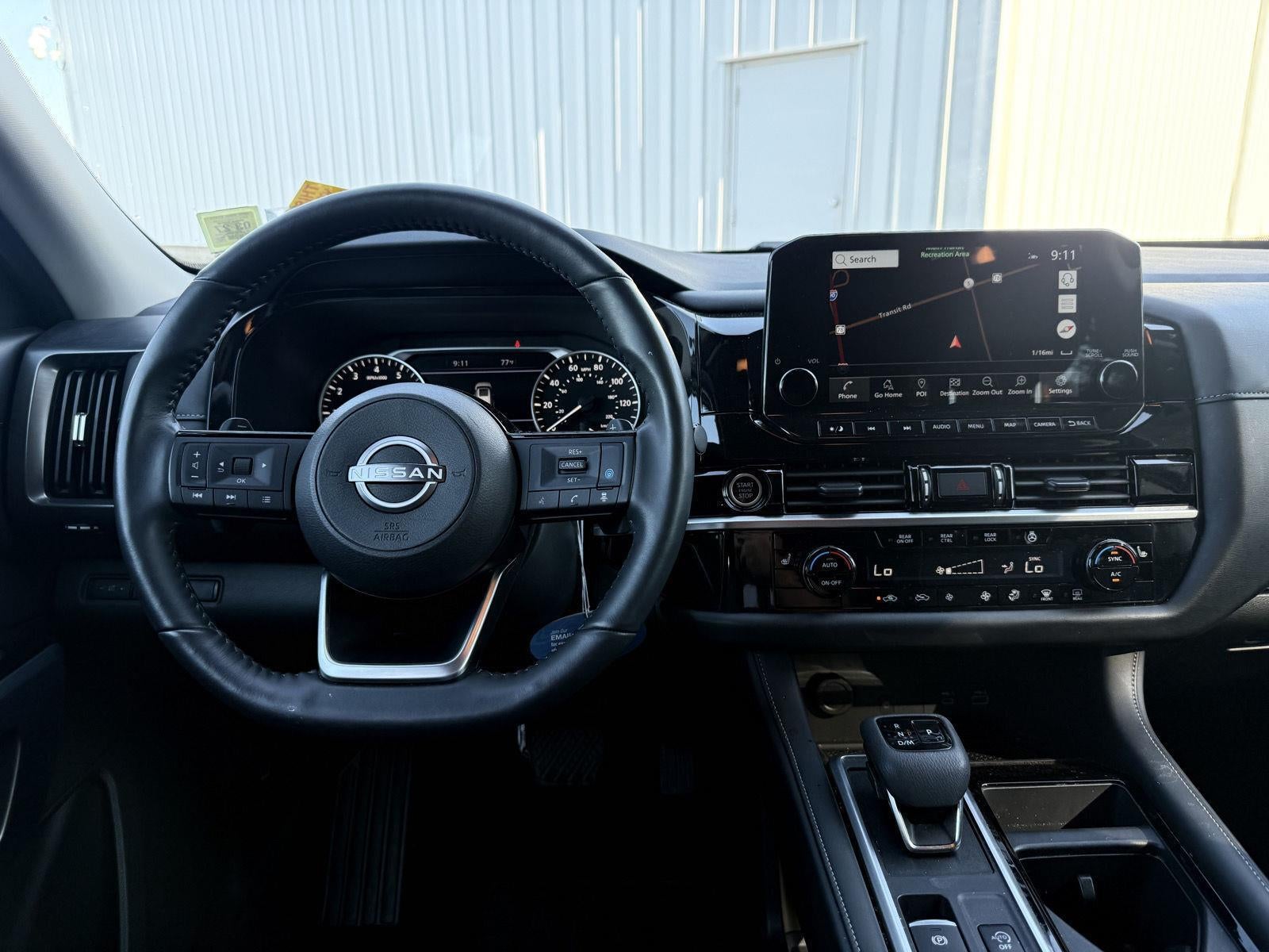 2024 Nissan Pathfinder SL