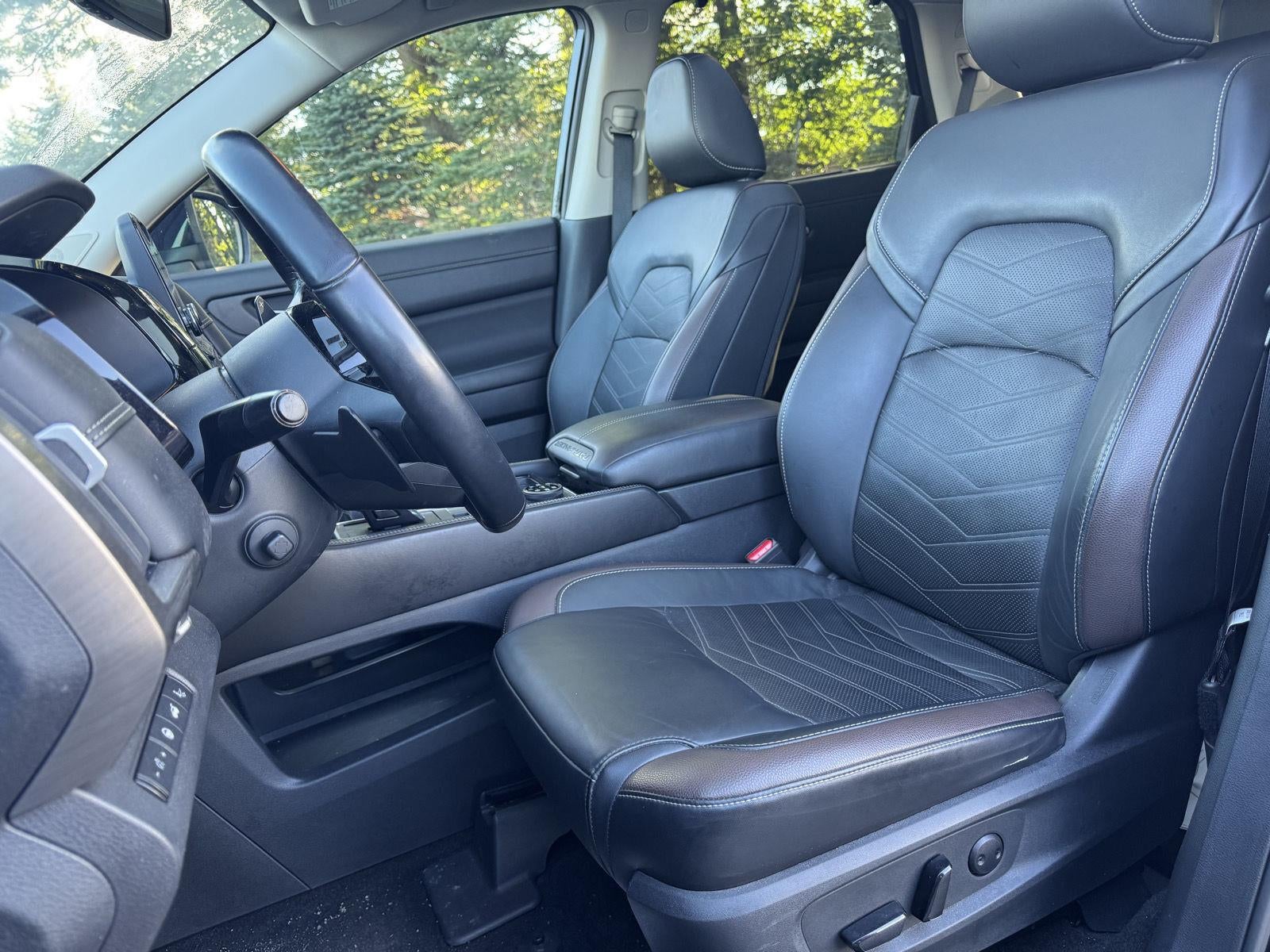 2024 Nissan Pathfinder Platinum