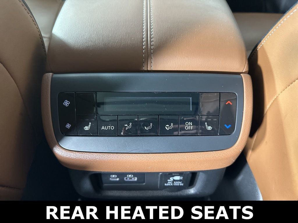 2022 Nissan Pathfinder Platinum