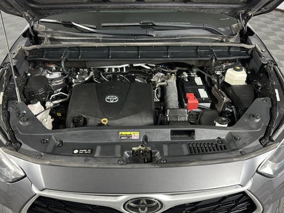 2021 Toyota Highlander LE