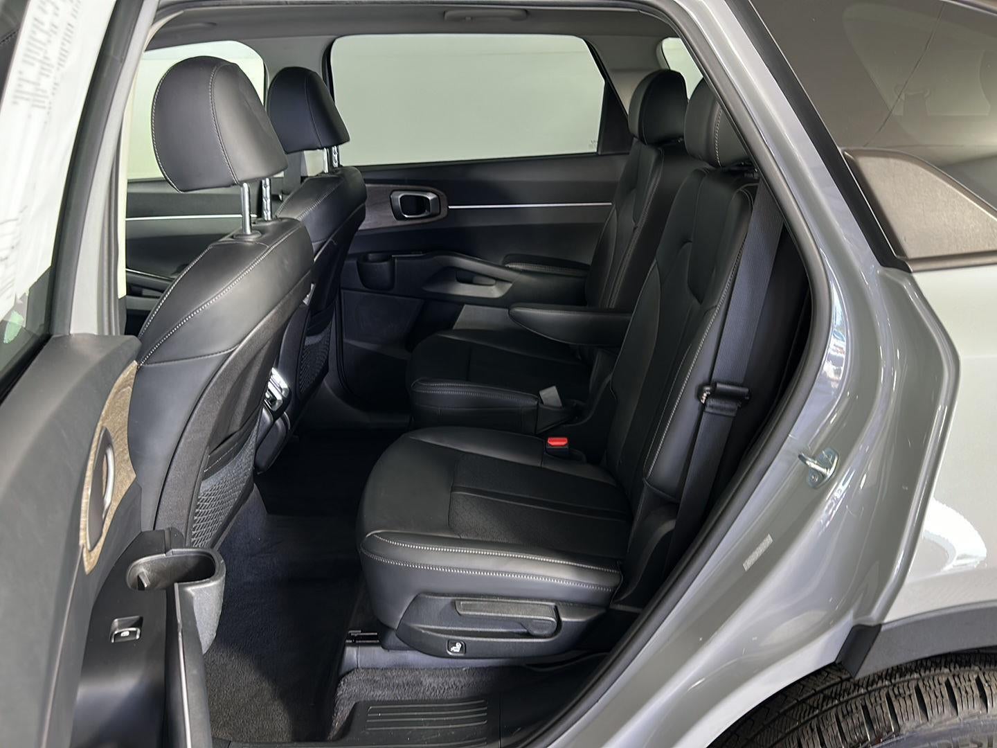 2023 Kia Sorento X-Line EX