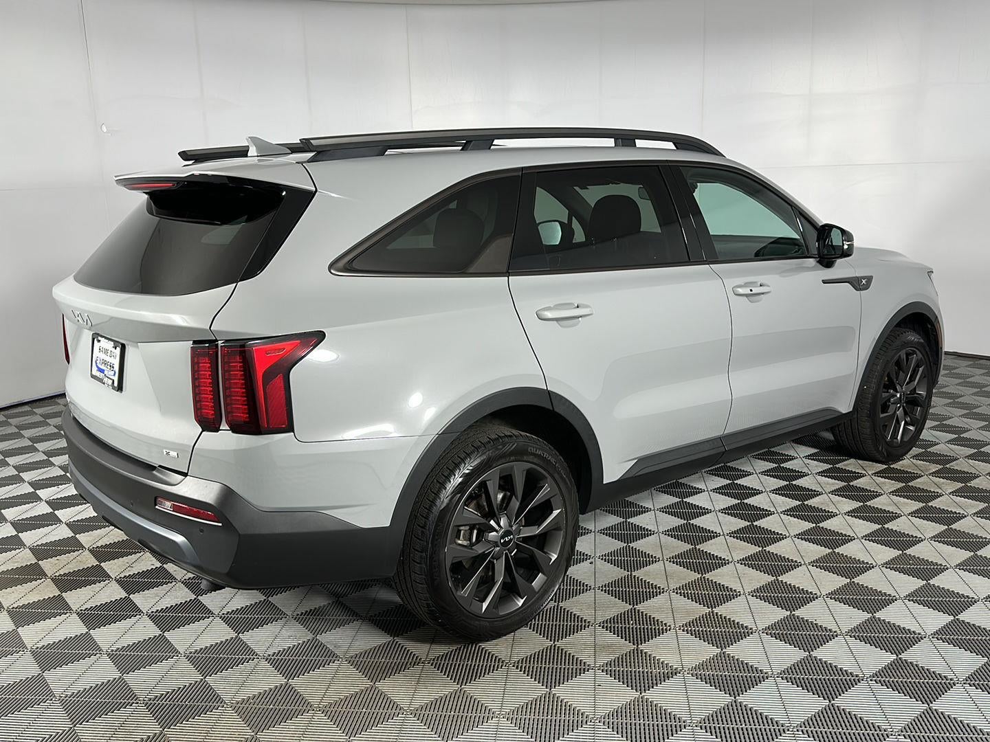 2023 Kia Sorento X-Line EX
