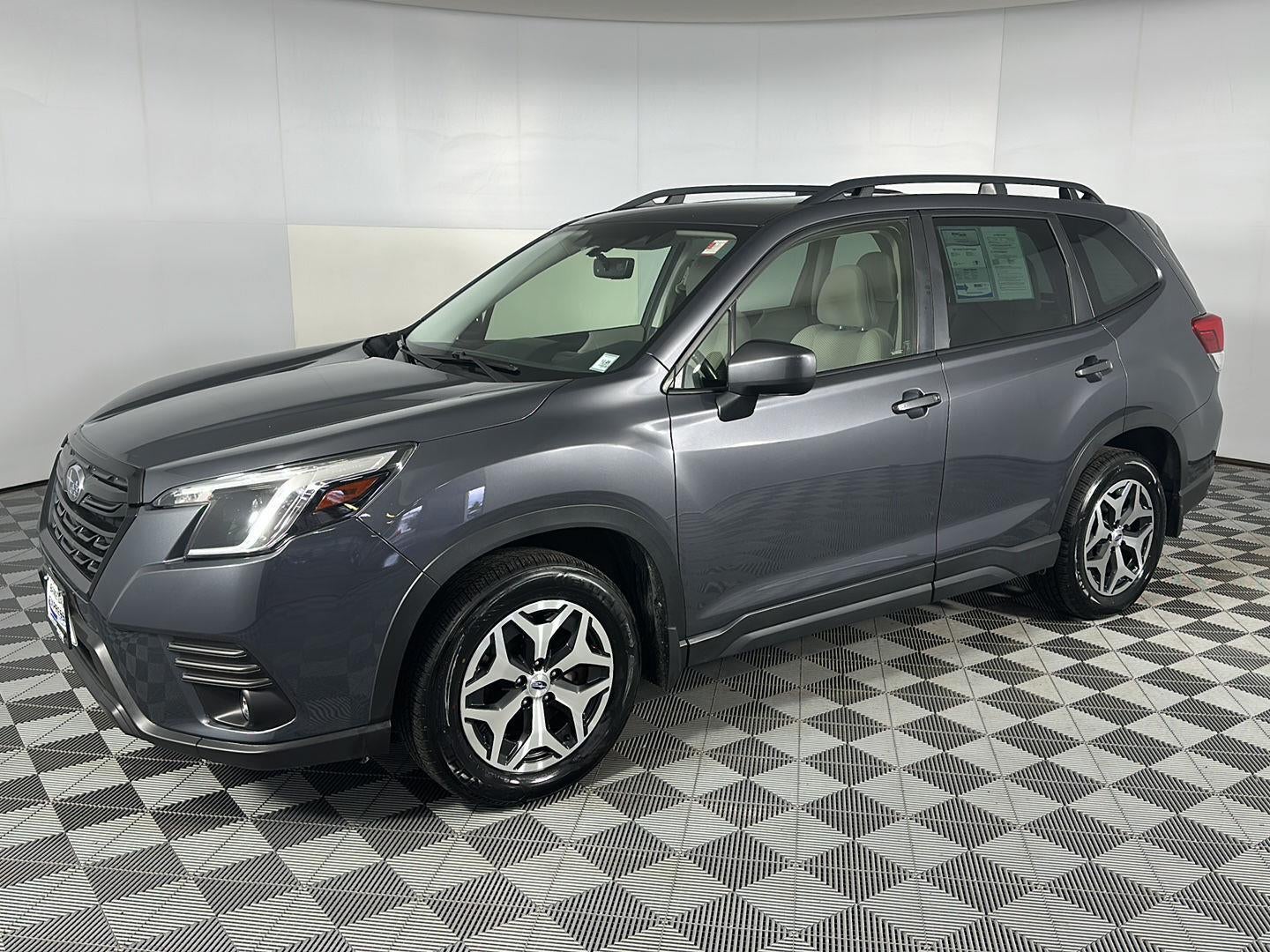 2024 Subaru Forester Premium