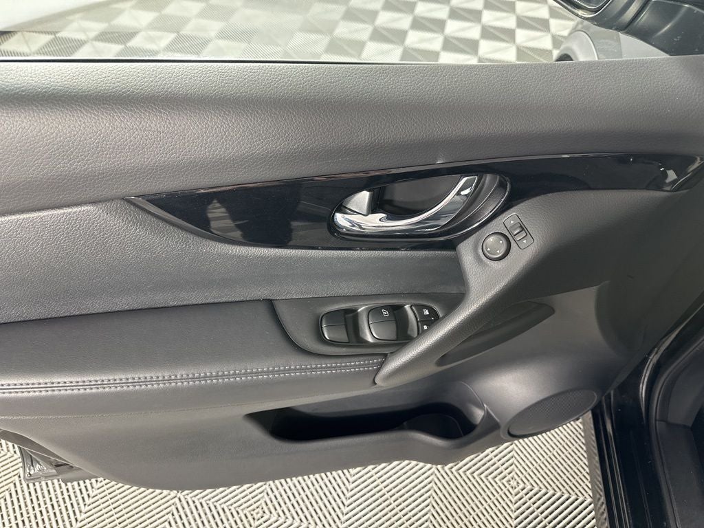 2018 Nissan Rogue Sport SV