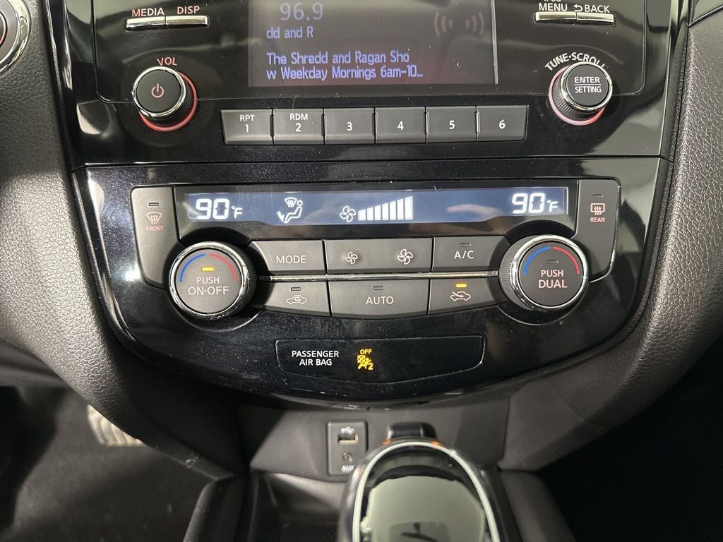 2018 Nissan Rogue Sport SV